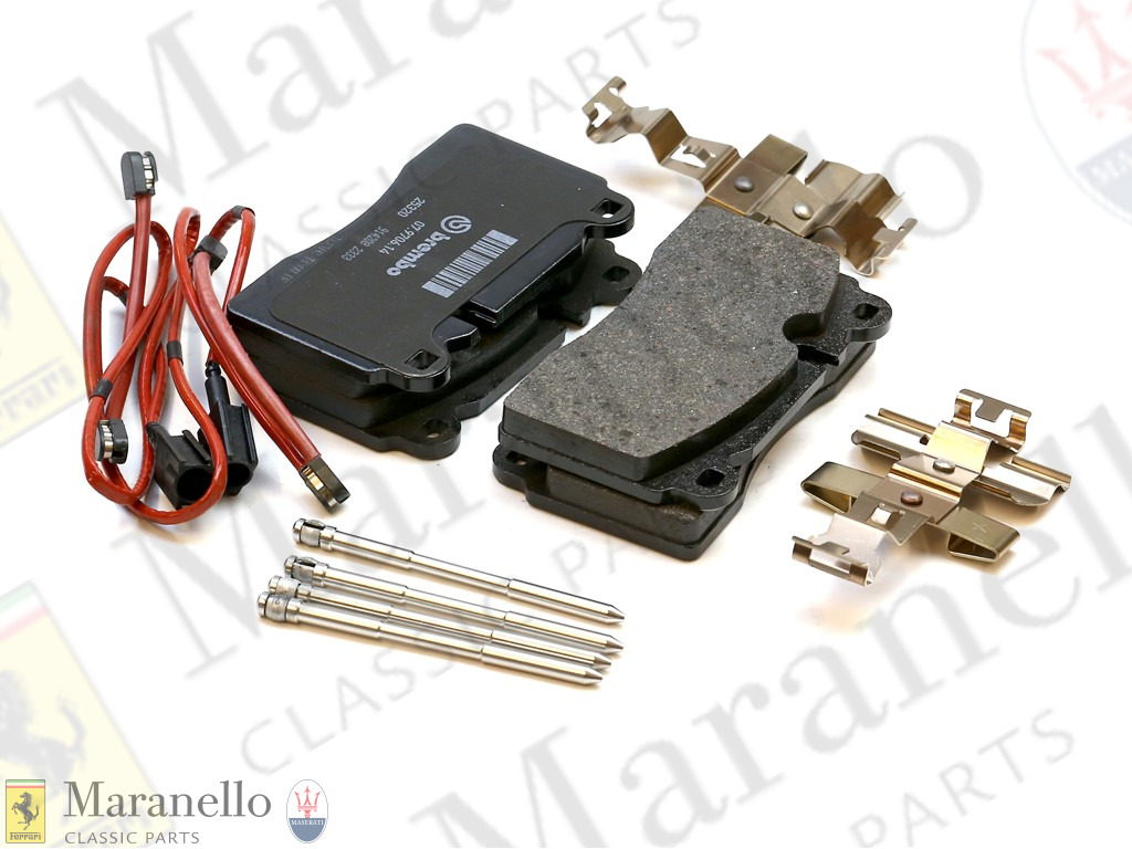 Rear Brake Pad Set With Spring