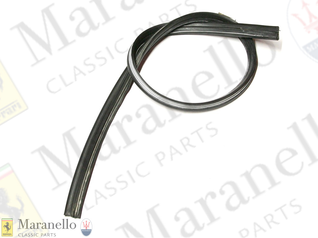 Front Screen Rubber (250Gt Pinin Cab.)