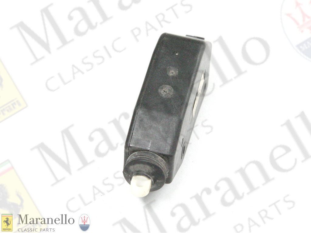 RH Door Lock Servo Passenger