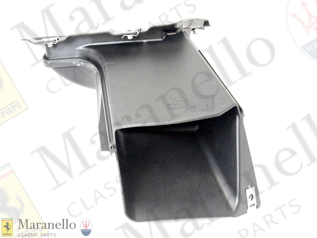 Compl. RH Aerodynamic Air Duct